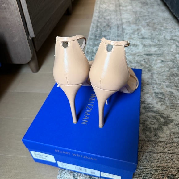 Stuart Weitzman Nudist Sandal - Picture 9 of 11
